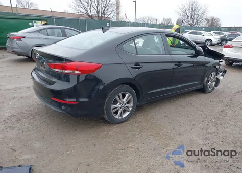 2017 Hyundai Elantra Se z USA, uszkodzony, nr VIN 5NPD84LF8HH188332